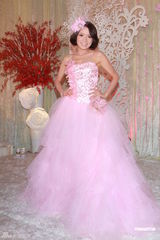 组图：宝佩如和圈外男友幸福闪婚 杨恭如到场祝贺