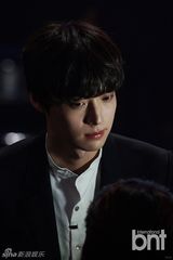 组图：昭宥郑基高打榜夺冠 《星星》允才任主持