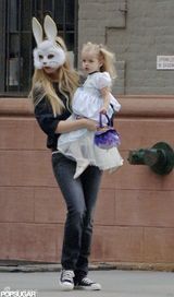 放大镜：好莱坞群星万圣节“捣蛋”指南(组图)