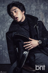 高清：韩星吕珍九时尚大片 游走于少年男人之间