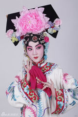 组图：蓝天丁晓君京剧《四郎探母》宣传照