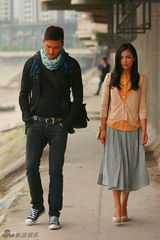 组图：《恋者多喜欢》终极海报 十年回忆终牵手