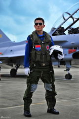 高清组图：电影《歼十出击》帅气男兵剧照