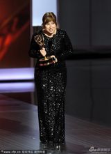 组图：艾比-摩根《演播时刻》获迷你剧最佳编剧