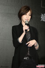 组图：明道发布首张专辑 王心凌杨谨华到场力挺