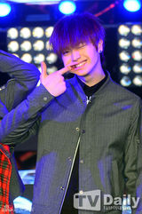 组图：BTOB发新曲《嘀嘀铛铛》 棒球服青春洋溢