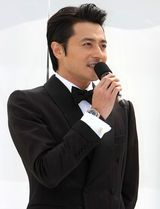 高清图：张东健高小英大婚 幸福甜蜜温馨全场