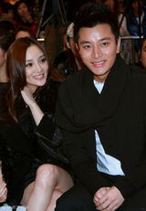 组图：李小璐贾乃亮孙菲菲等众星出席时尚活动