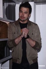 组图：伊林新春开工团拜 蔡淑臻李沛旭情侣档同台