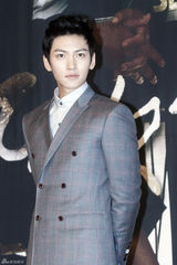 高清组图：朱智勋等亮相《五根手指》发布会