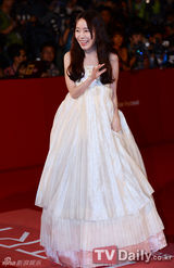 组图：韩国男女影星盛装参加釜山国际电影节