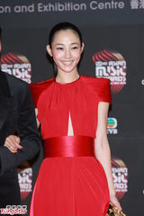 高清图：MAMA音乐盛典中韩艺人竞艳