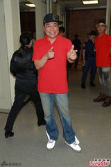 组图：TVB300艺人大合影 黄宗泽胡杏儿零交流