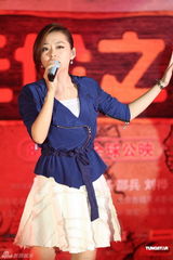 张靓颖献声《无价之宝》 王晶曝谢霆锋从未探班(图)