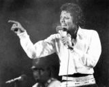 高清组图：迈克尔-杰克逊历年演唱会经典造型