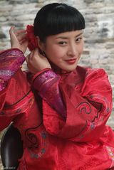 高清：《男儿本色》四卫视热播 王雅捷大秀身材