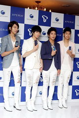 高清图：cnblue出席索尼爱立信新品上市活动