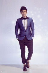 组图：张伦硕张檬梦幻写真 浪漫情怀甜蜜动人