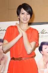 组图：梁咏琪专心个唱不造人 将唱西班牙歌曲送老公