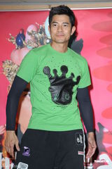 组图：郭富城限制饮食保持体态 称50岁前成婚