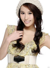 幻灯：张宁益离婚案后拍写真 靓装出镜娇俏可人