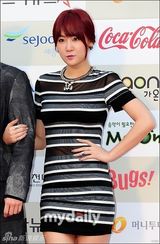 组图：EXO少女时代Sistar等亮相K-pop颁奖礼