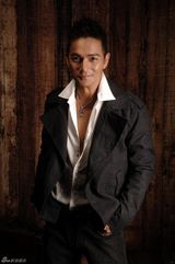 高清图：骆达华型男写真 熟男魅力四射