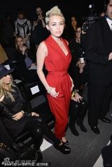 组图：众星云集2013年纽约时装周 baby秦岚现身