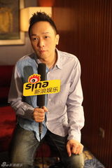 组图：对话黄家强 称家驹带走了乐队合作精神