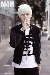 组图：M4M方逸伦写真曝光 突破造型演绎个性