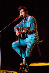 组图：周杰伦北京演唱会 劲歌热舞嗨翻全场