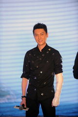 组图：《后会无期》发布会 损友韩寒调侃冯绍峰