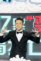 组图：《分手大师》杨幂赞邓超男神中的直升机