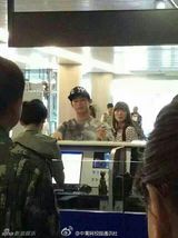 组图：刘翔林丹现身青奥 金秀贤证件曝光