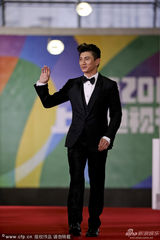 组图：上海电视节闭幕红毯 众星云集吸人眼球