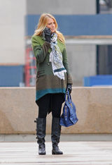 高清组图：布莱克-莱弗利亮相《绯闻女孩》片场