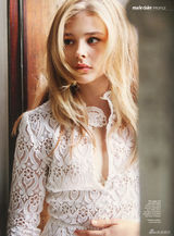 组图：贝克汉姆15岁长子女友靓照 美艳动人如仙子