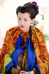 组图：《美人如画》热播 苏青演奇女子造型多变