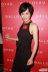 组图：被指求与黄宗泽复合 杨峥称很难分享这事