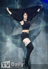 组图：infinite等献唱表演 EXO-K缺席仍夺冠