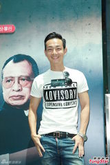 组图：佘诗曼宣传新剧 扬言收视好请吃饭