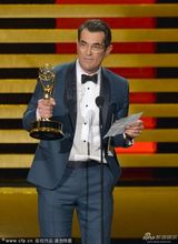 组图：泰-布利尔获得艾美奖喜剧最佳男配角