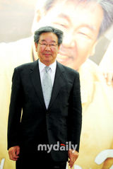 组图：韩剧《天上花园》办发布会