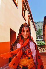 组图：卓煜茜奇遇西藏写真 尽显文艺气质