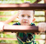 组图：小妖孽来了！外国正太留飞机头霸气十足