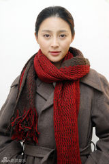 组图：新《亮剑》定妆照 甘婷婷黄志忠塑战争情侣