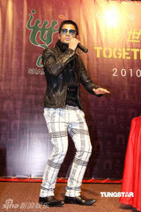 幻灯图：林俊杰为世博会助威 郭富城现场大秀机器舞  