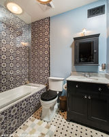 组图：梅根福克斯豪宅低价出售觅新爱巢