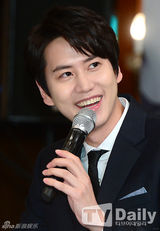 组图：Super Junior回归在即 发布会大展搞怪本能引爆笑