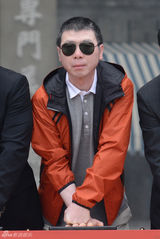 组图：冯小刚电影公社开街 众明星到场助阵